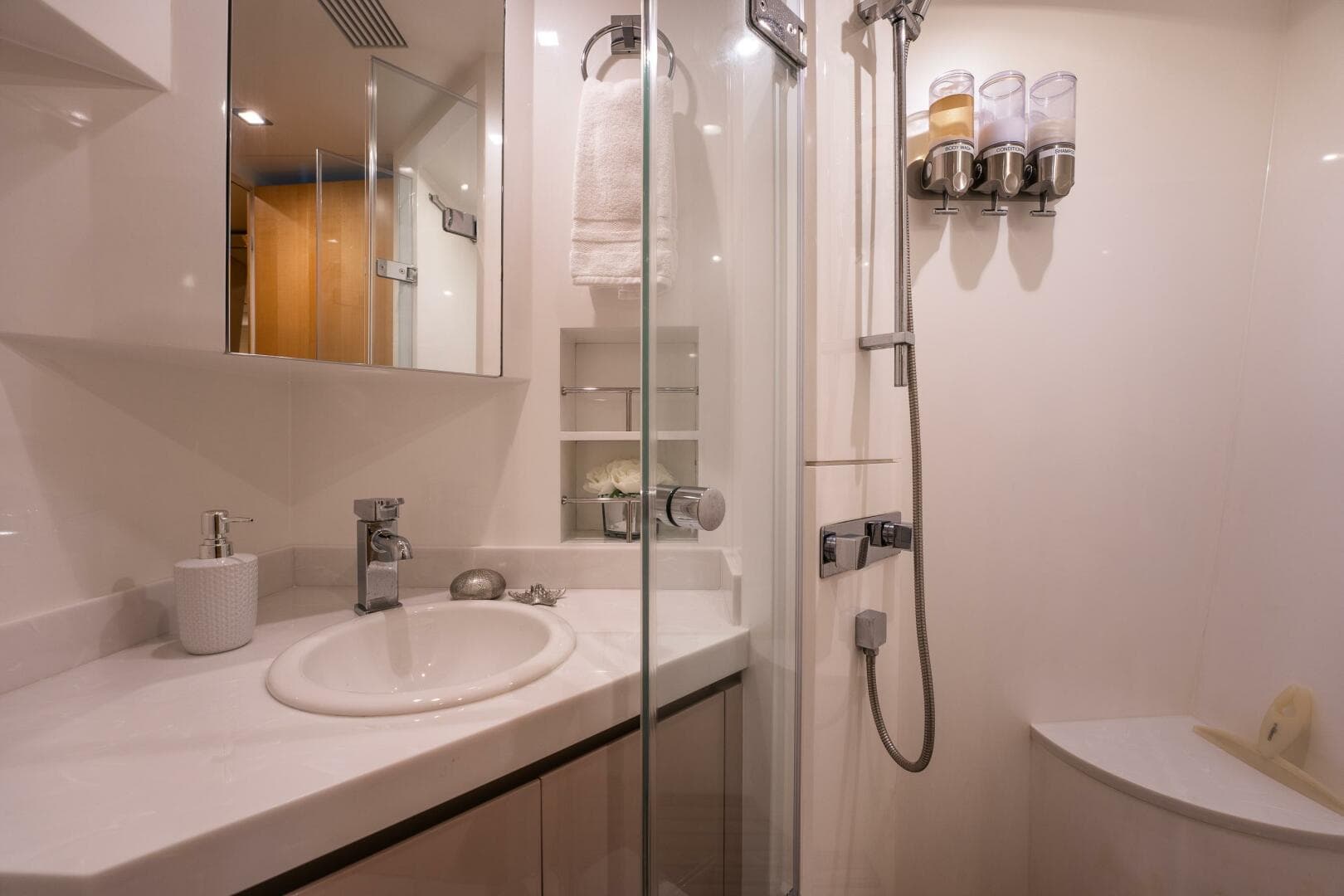 2013 Horizon PC60 photo 32