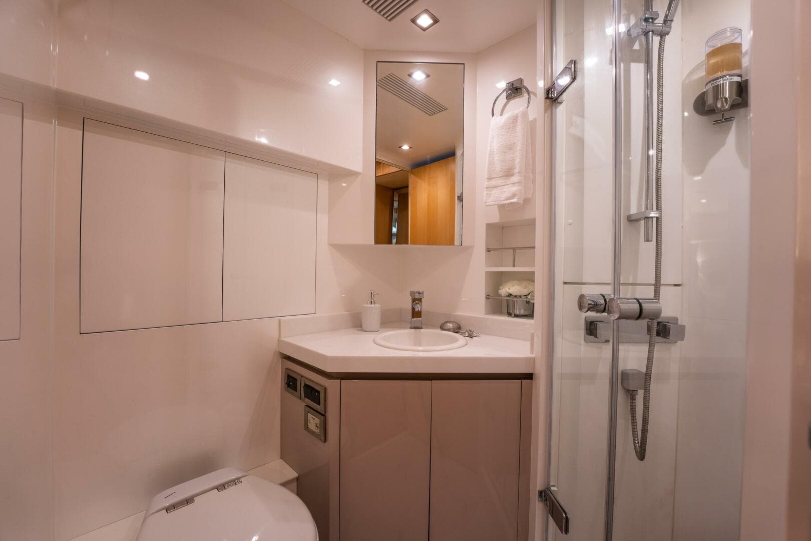 2013 Horizon PC60 photo 31