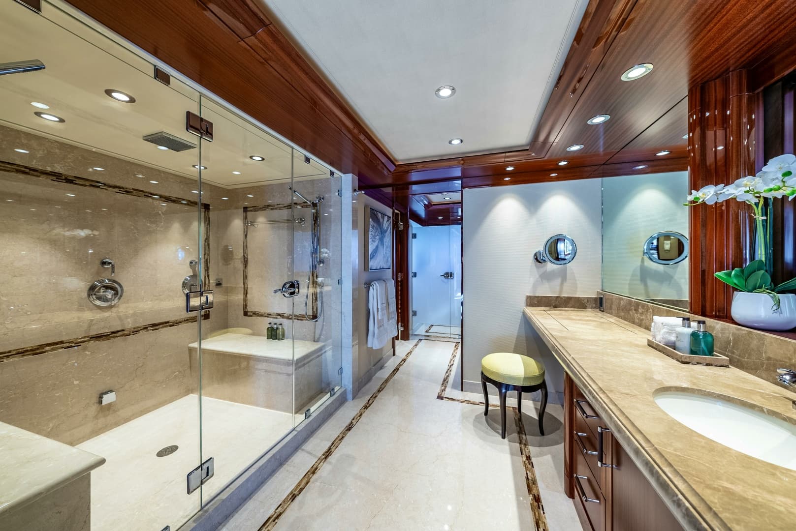 2013 Westport Westport 164 photo 18