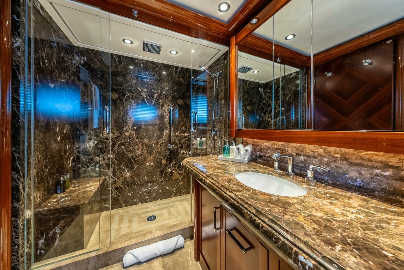 2013 Westport Westport 164 photo 43