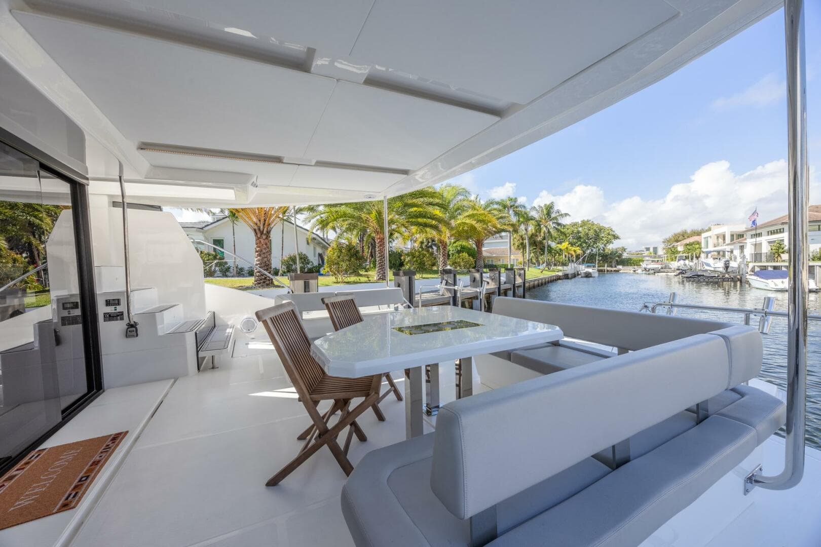 2024 Leopard 53 Powercat photo 8