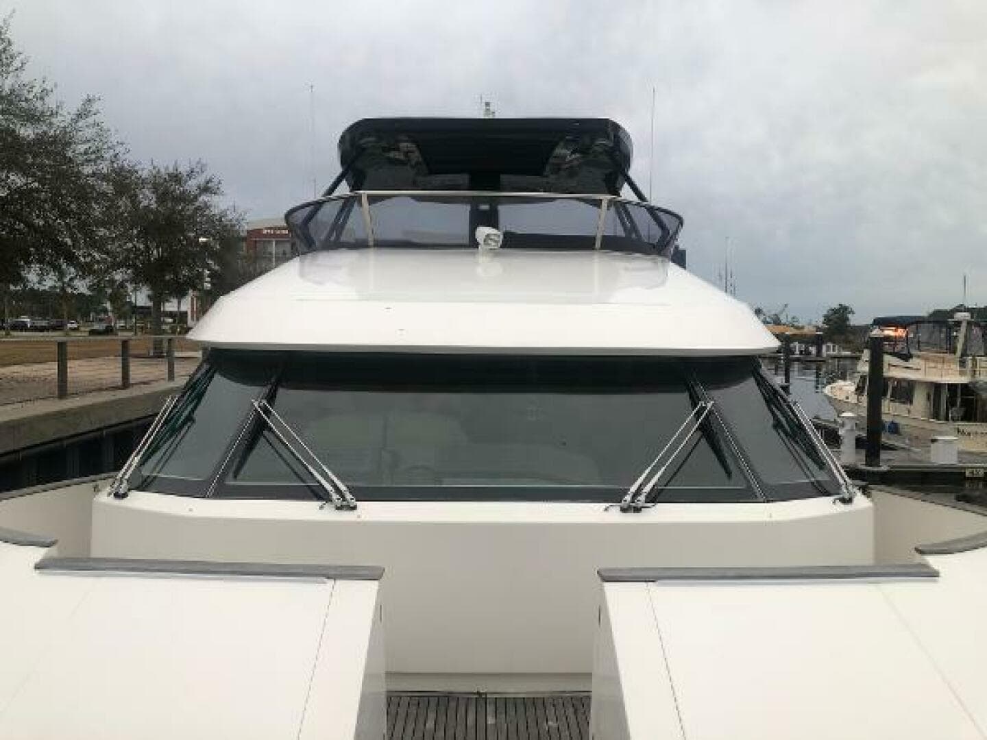 2012 Monte Carlo Yachts 76 photo 10