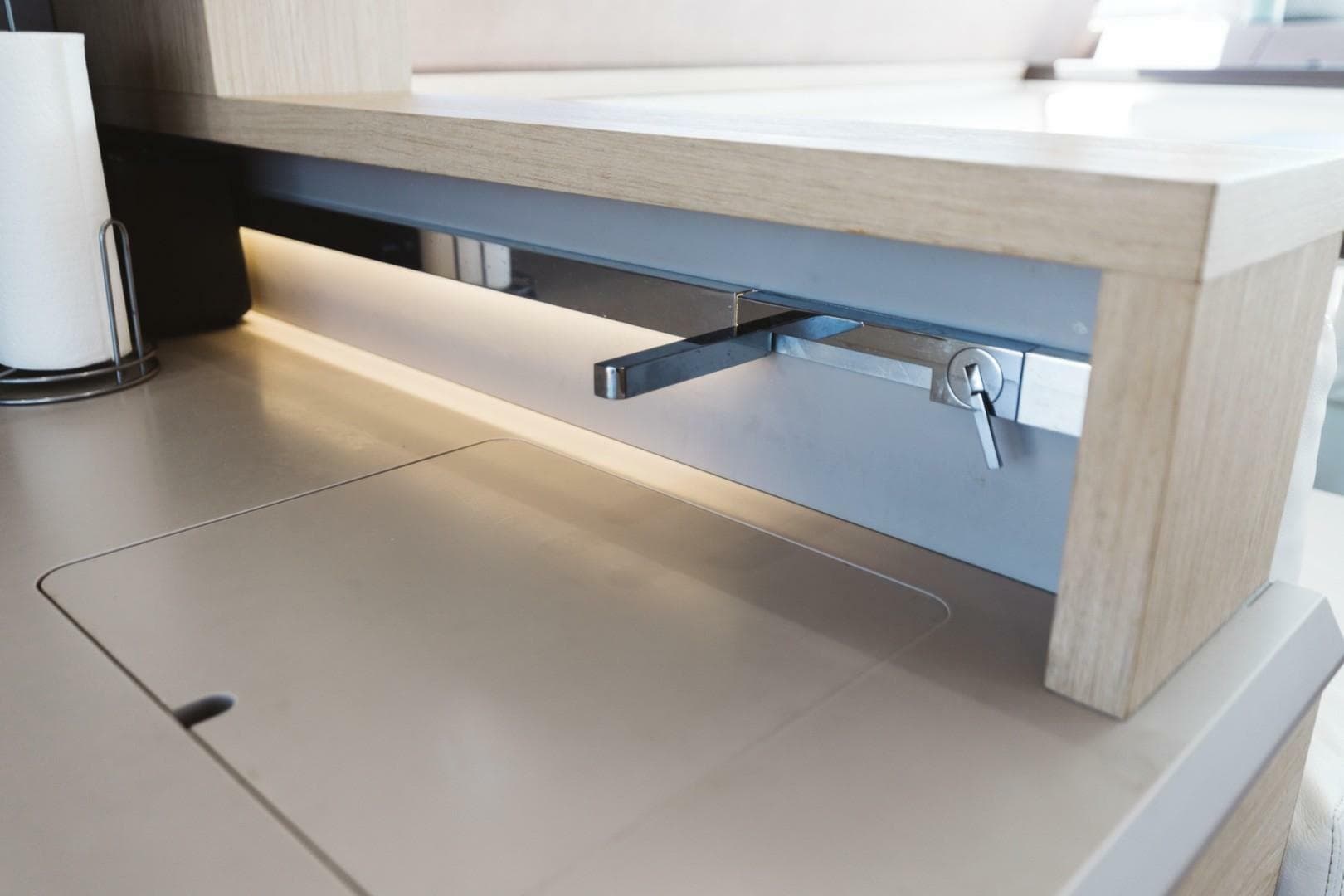 2015 Beneteau Monte Carlo 5 photo 42