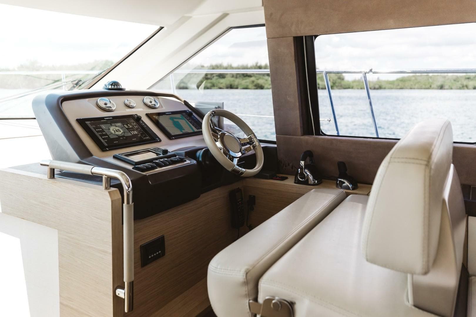 2015 Beneteau Monte Carlo 5 photo 35