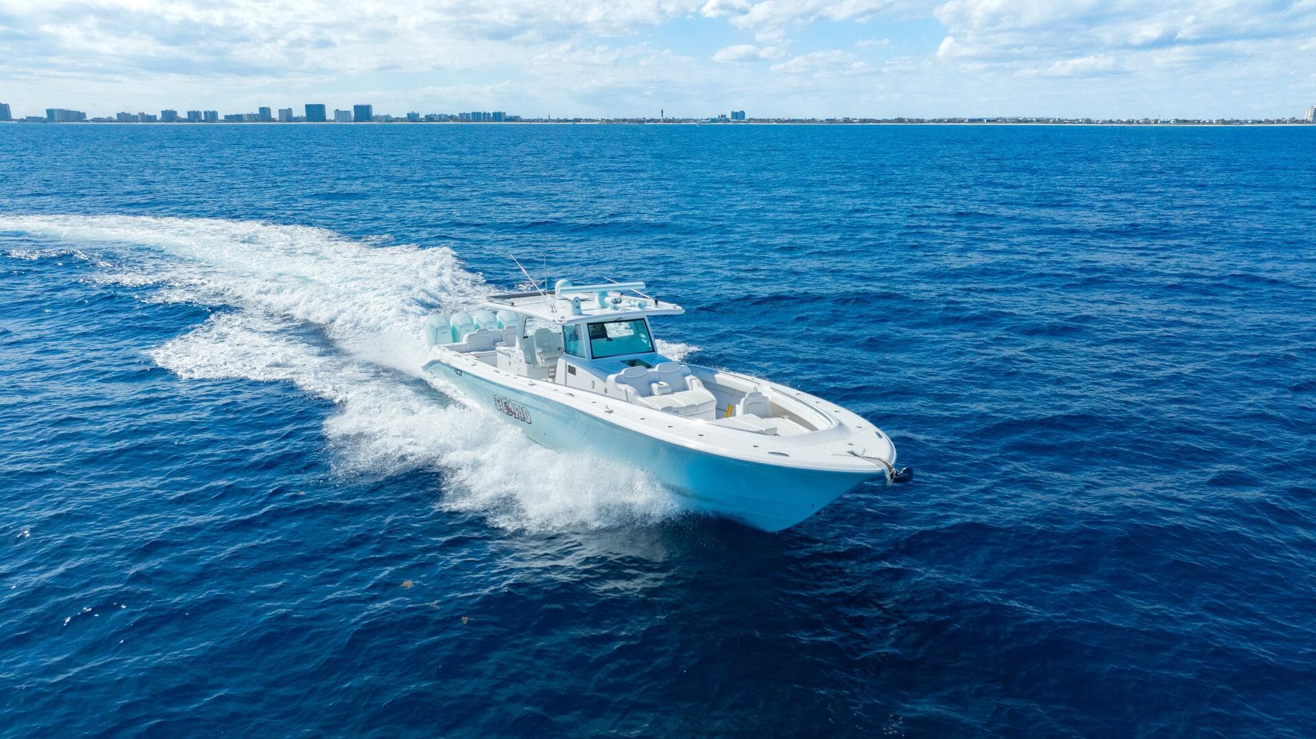 2024 HCB 53 Suenos RXV photo 22