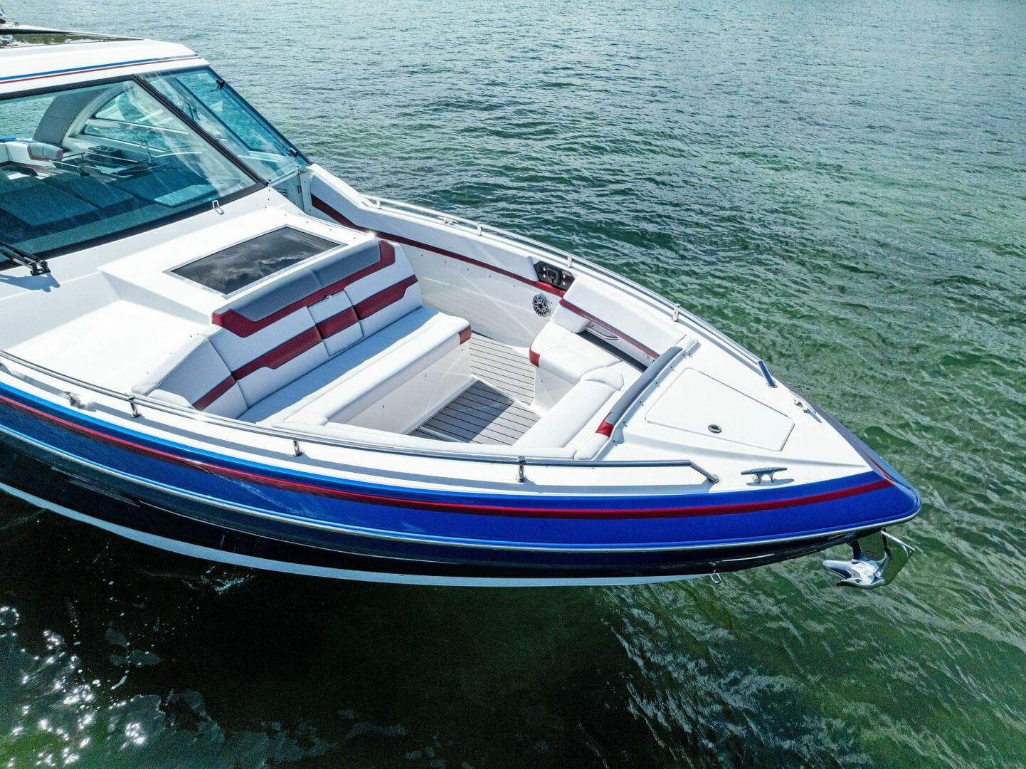 2022 Formula 430 Super Sport Crossover photo 9