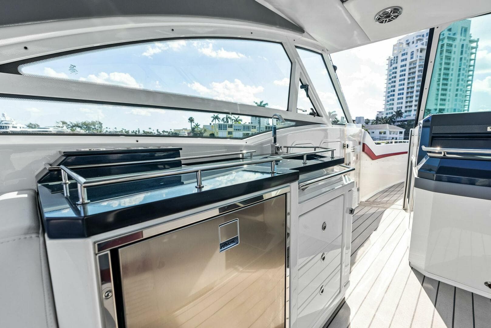 2022 Formula 430 Super Sport Crossover photo 45