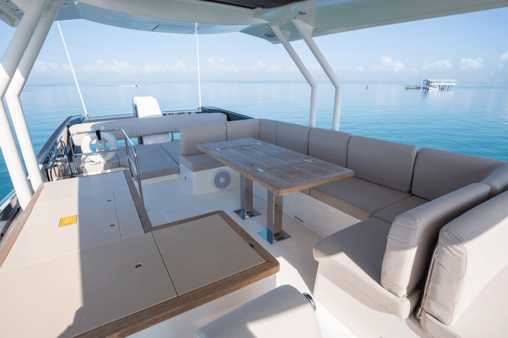 2019 Monte Carlo Yachts MC6 photo 14