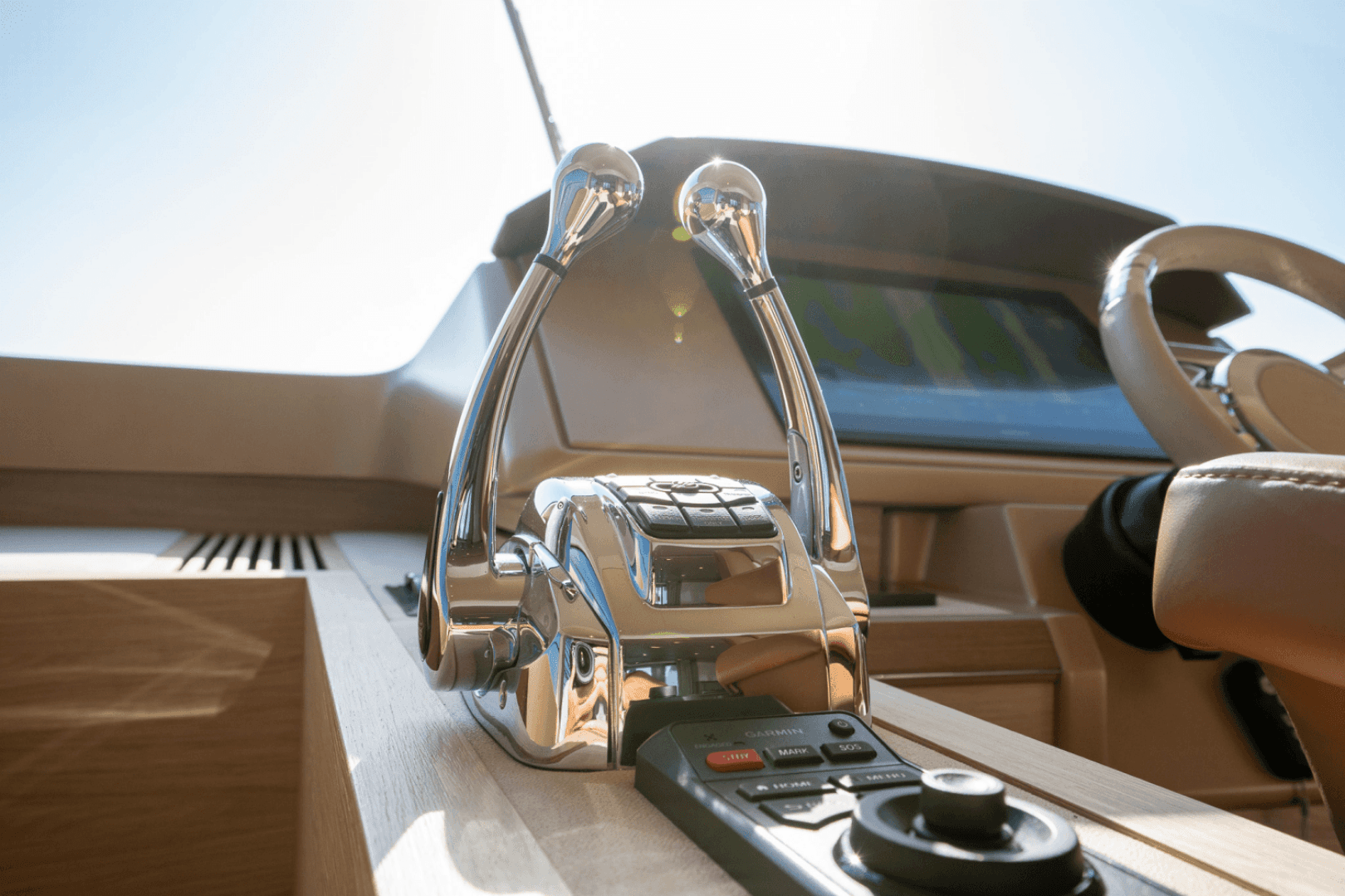 2019 Monte Carlo Yachts MC6 photo 39