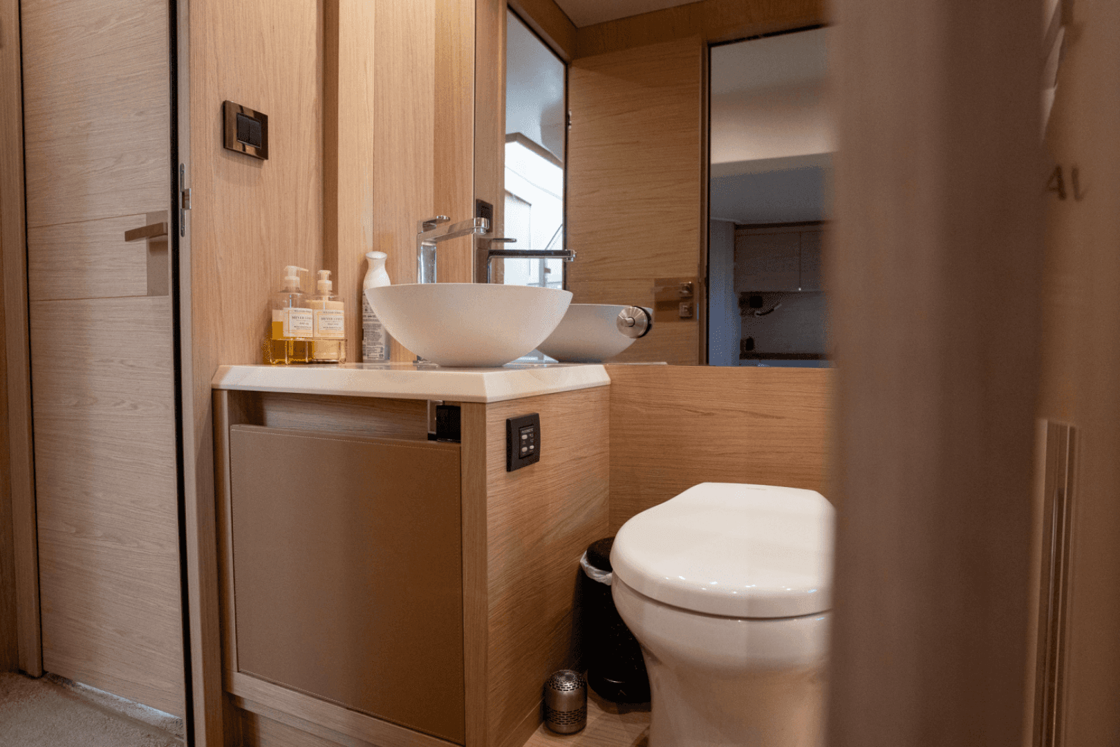 2019 Monte Carlo Yachts MC6 photo 55