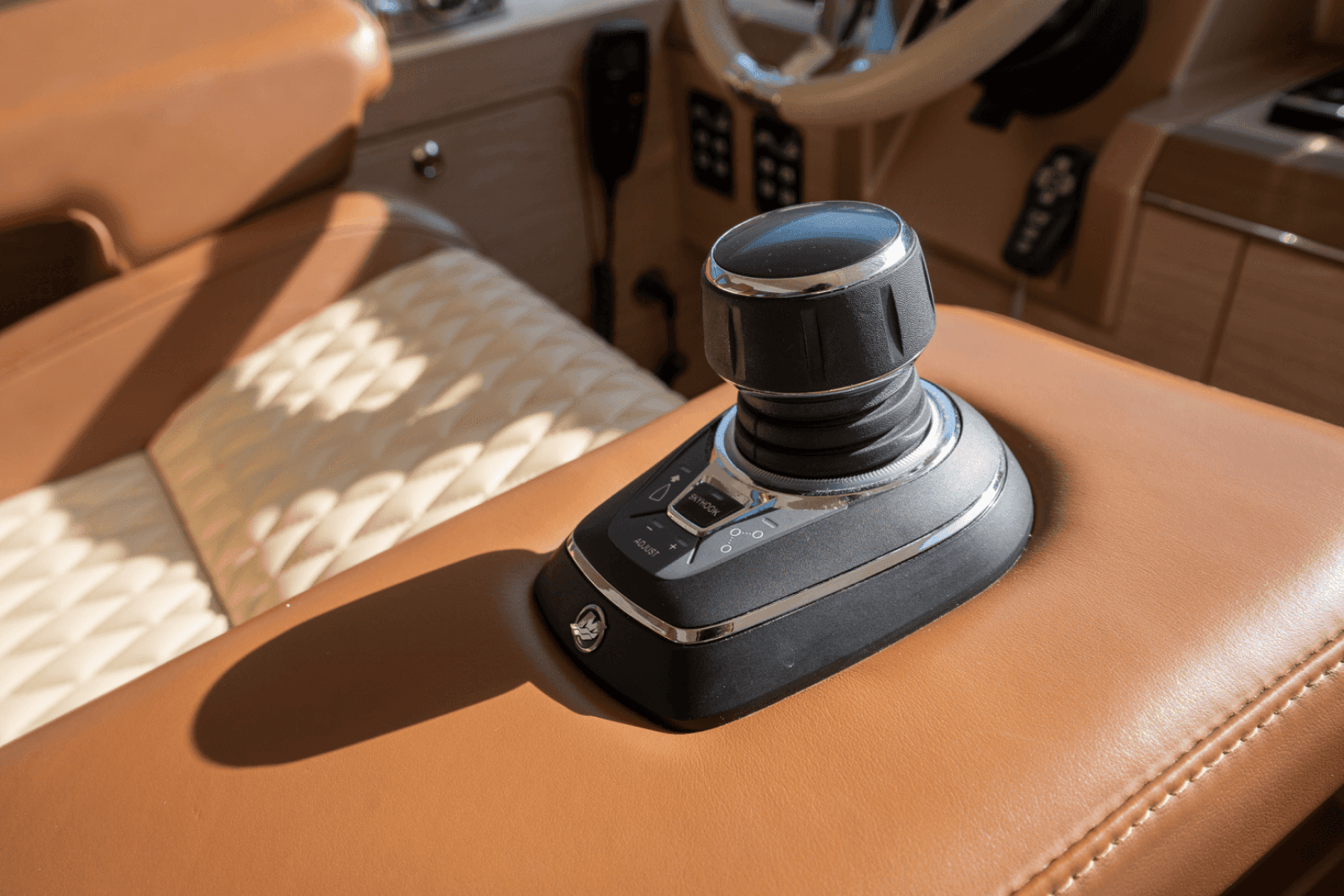 2019 Monte Carlo Yachts MC6 photo 38