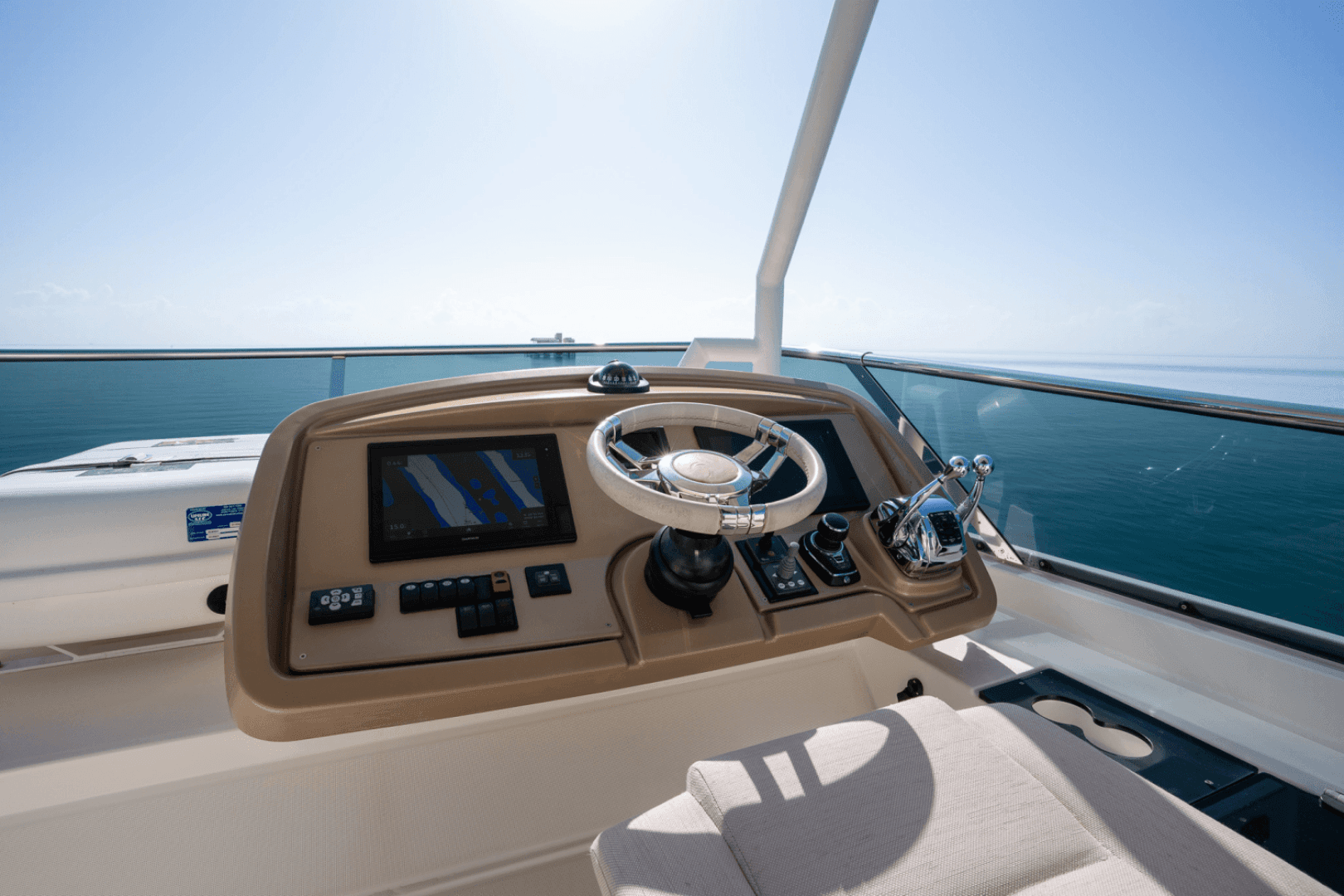 2019 Monte Carlo Yachts MC6 photo 19