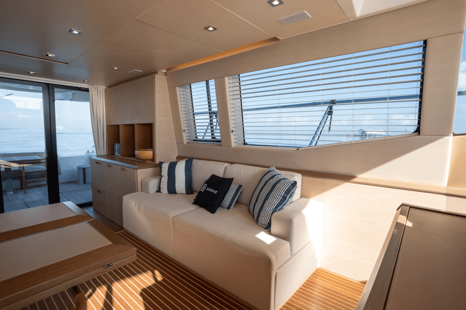 2019 Monte Carlo Yachts MC6 photo 33