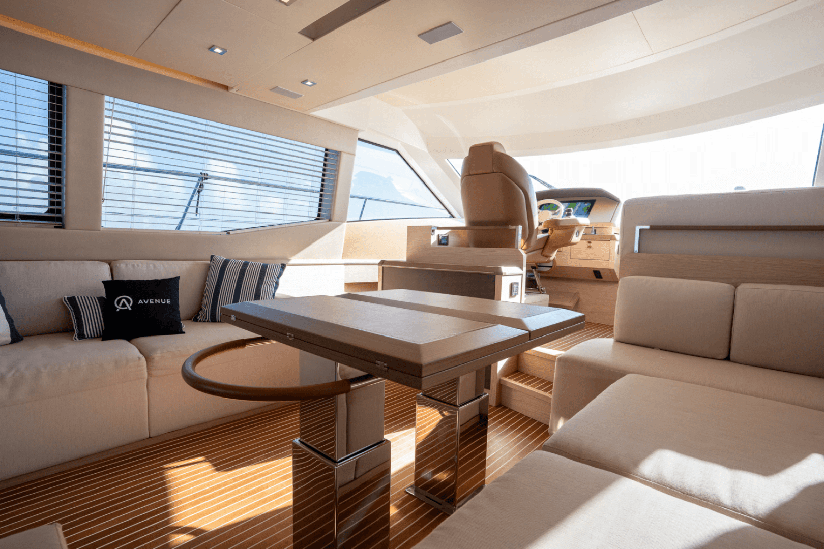 2019 Monte Carlo Yachts MC6 photo 35