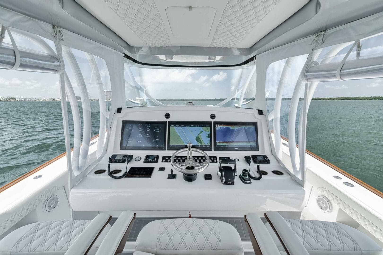 2024 Front Runner 47 CC photo 29