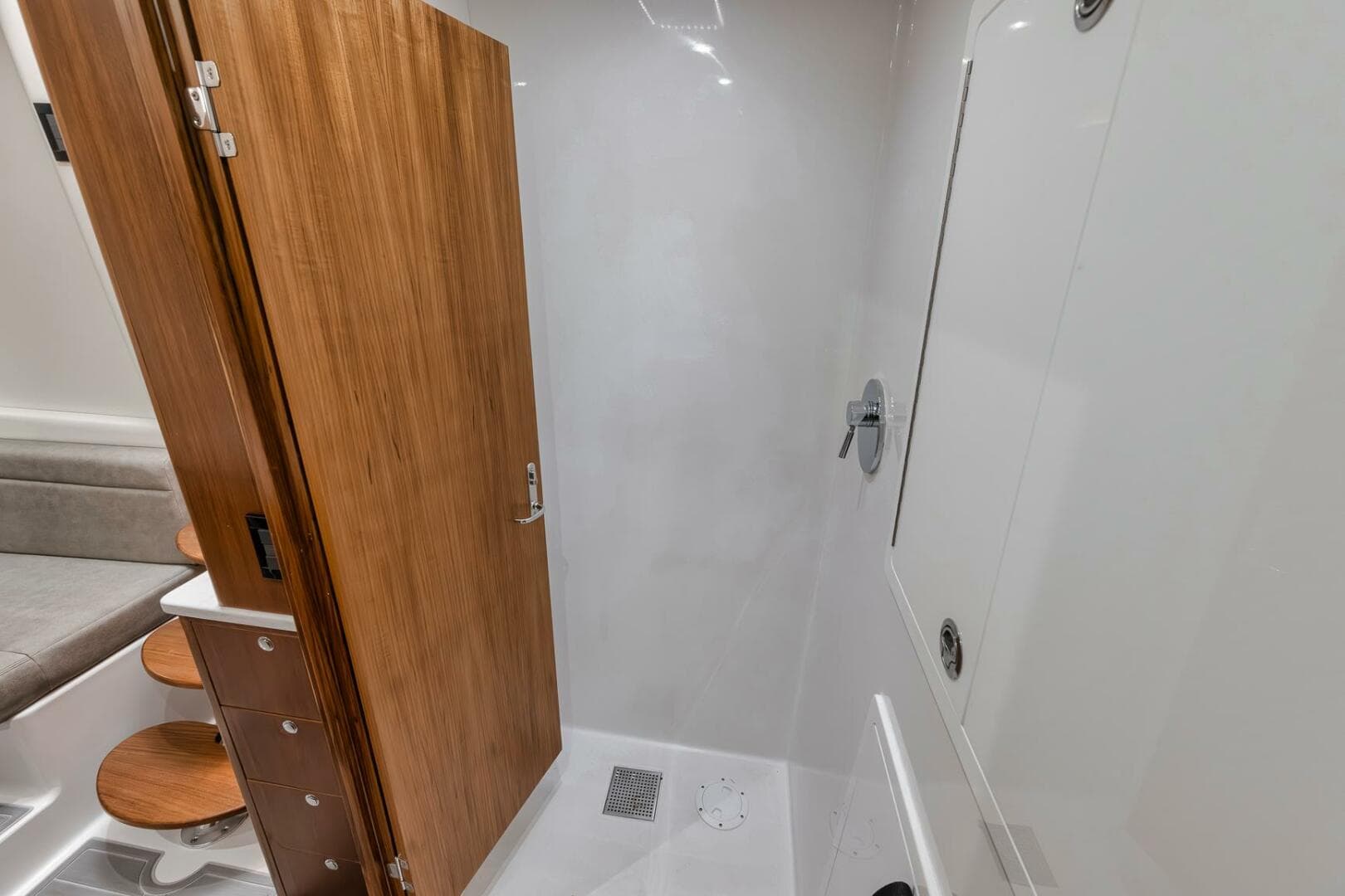 2024 Front Runner 47 CC photo 50