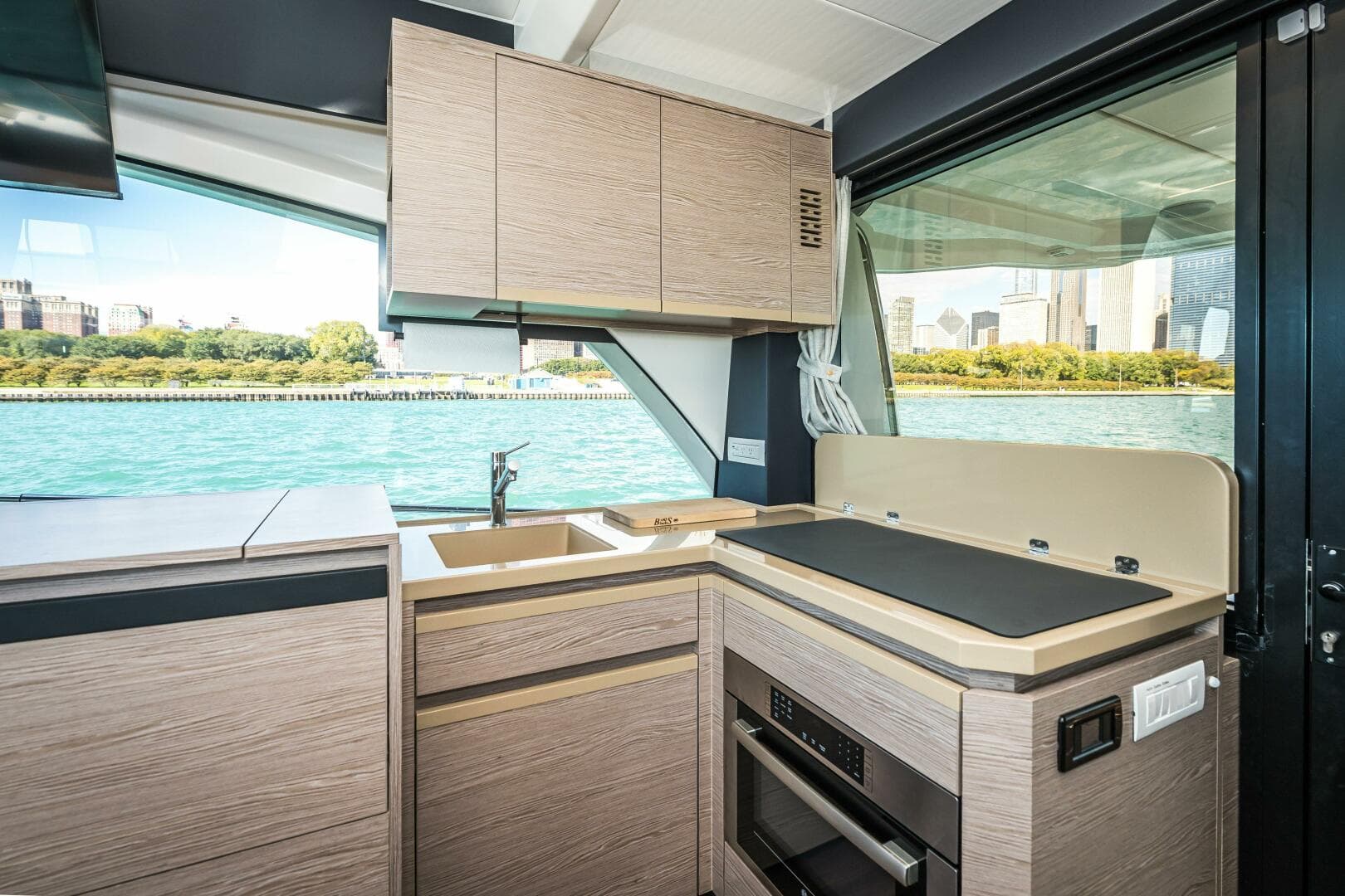 2024 Greenline 45 Coupe HYBRID photo 9
