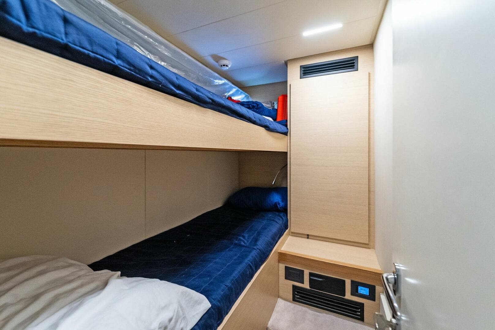 2023 Ferretti Yachts 670 photo 28