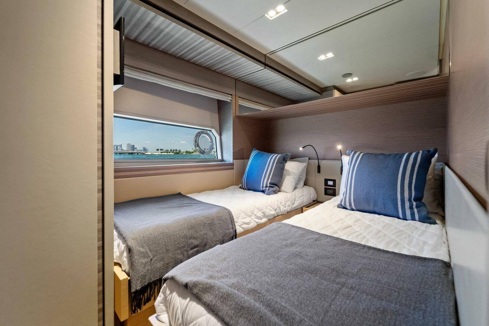 2023 Ferretti Yachts 670 photo 55