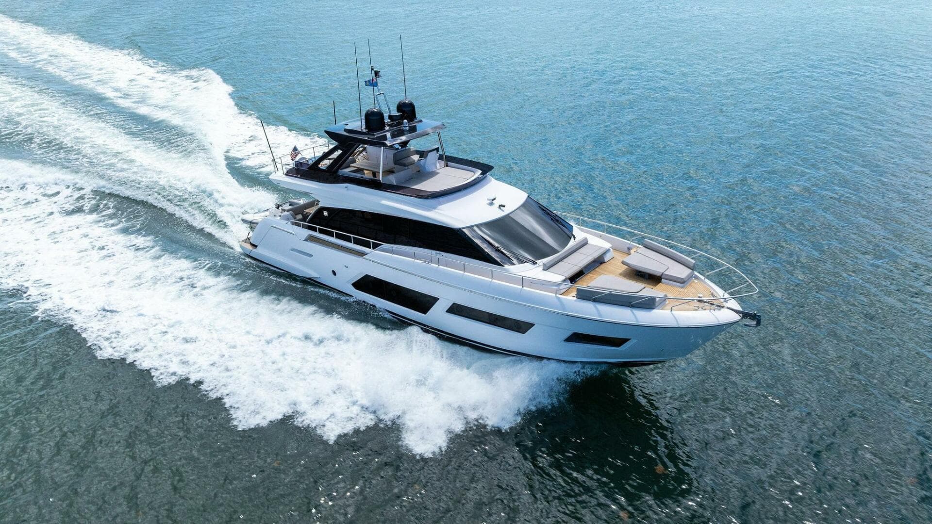 2023 Ferretti Yachts 670 photo 11