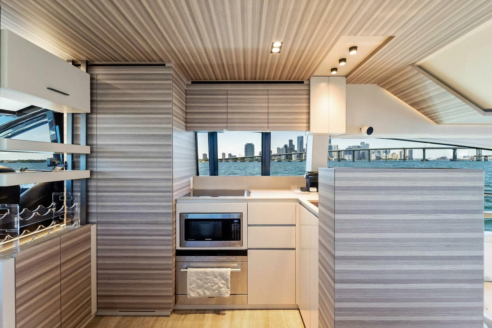 2023 Ferretti Yachts 670 photo 71