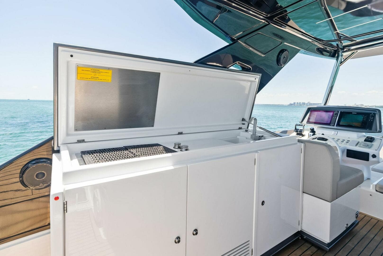 2023 Ferretti Yachts 670 photo 45