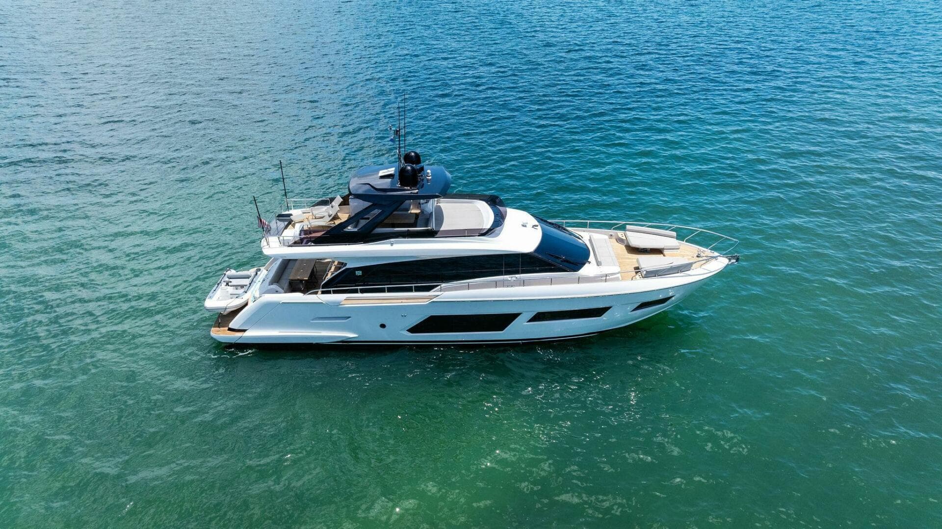 2023 Ferretti Yachts 670 photo 17