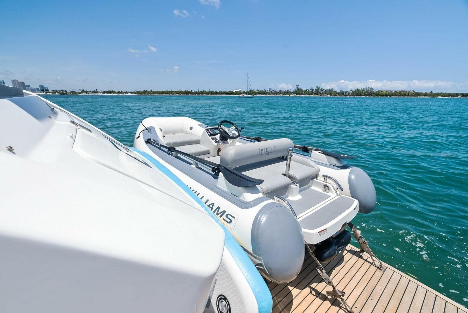 2023 Ferretti Yachts 670 photo 51