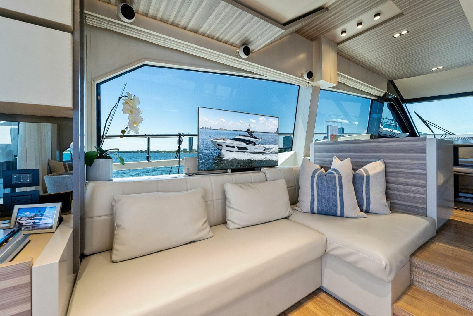2023 Ferretti Yachts 670 photo 81