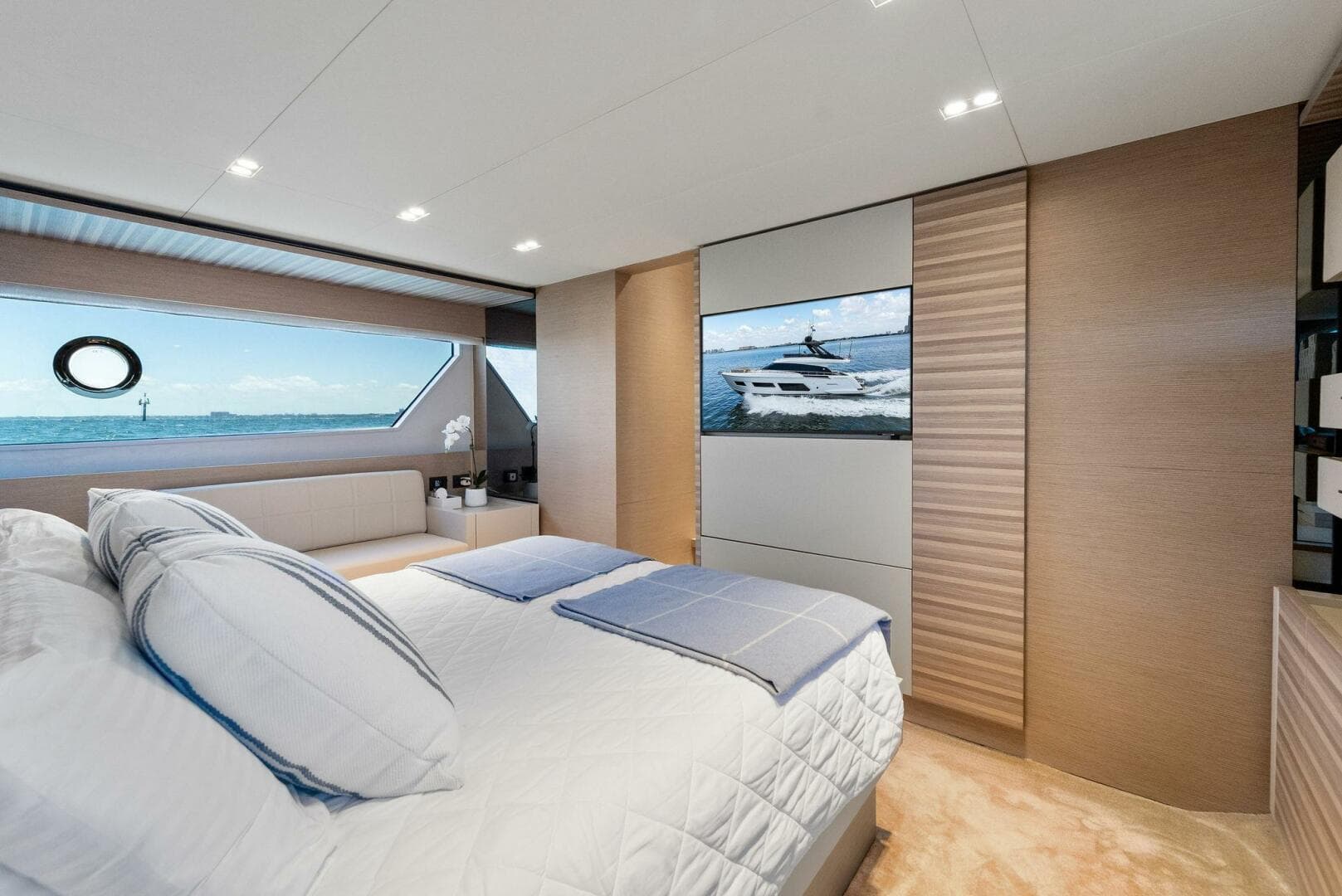 2023 Ferretti Yachts 670 photo 69