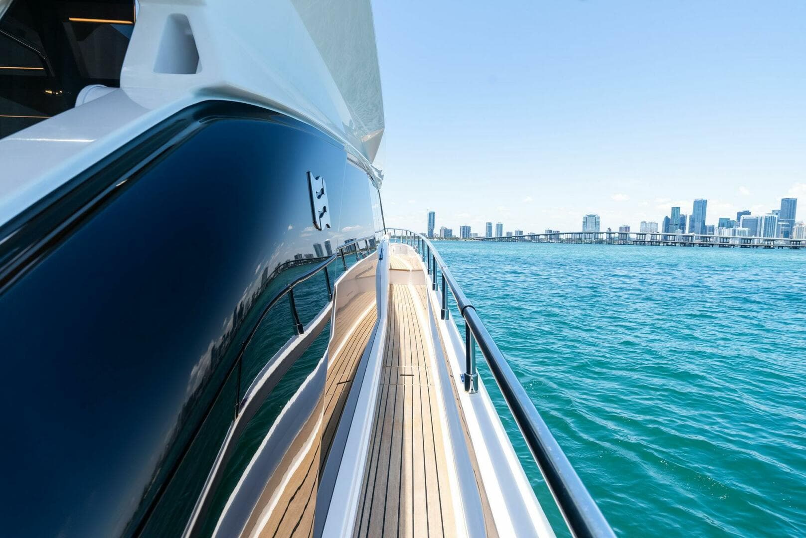 2023 Ferretti Yachts 670 photo 46