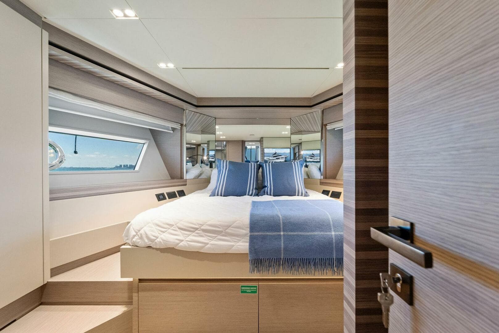 2023 Ferretti Yachts 670 photo 59