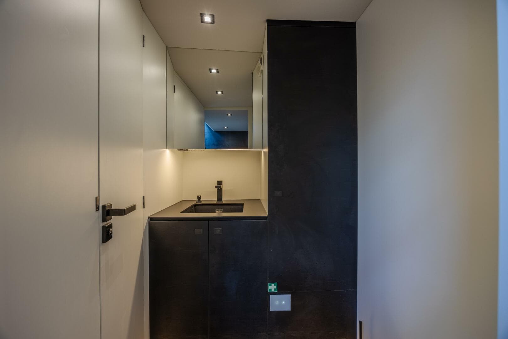 2023 Vanquish Yachts VQ58 photo 65