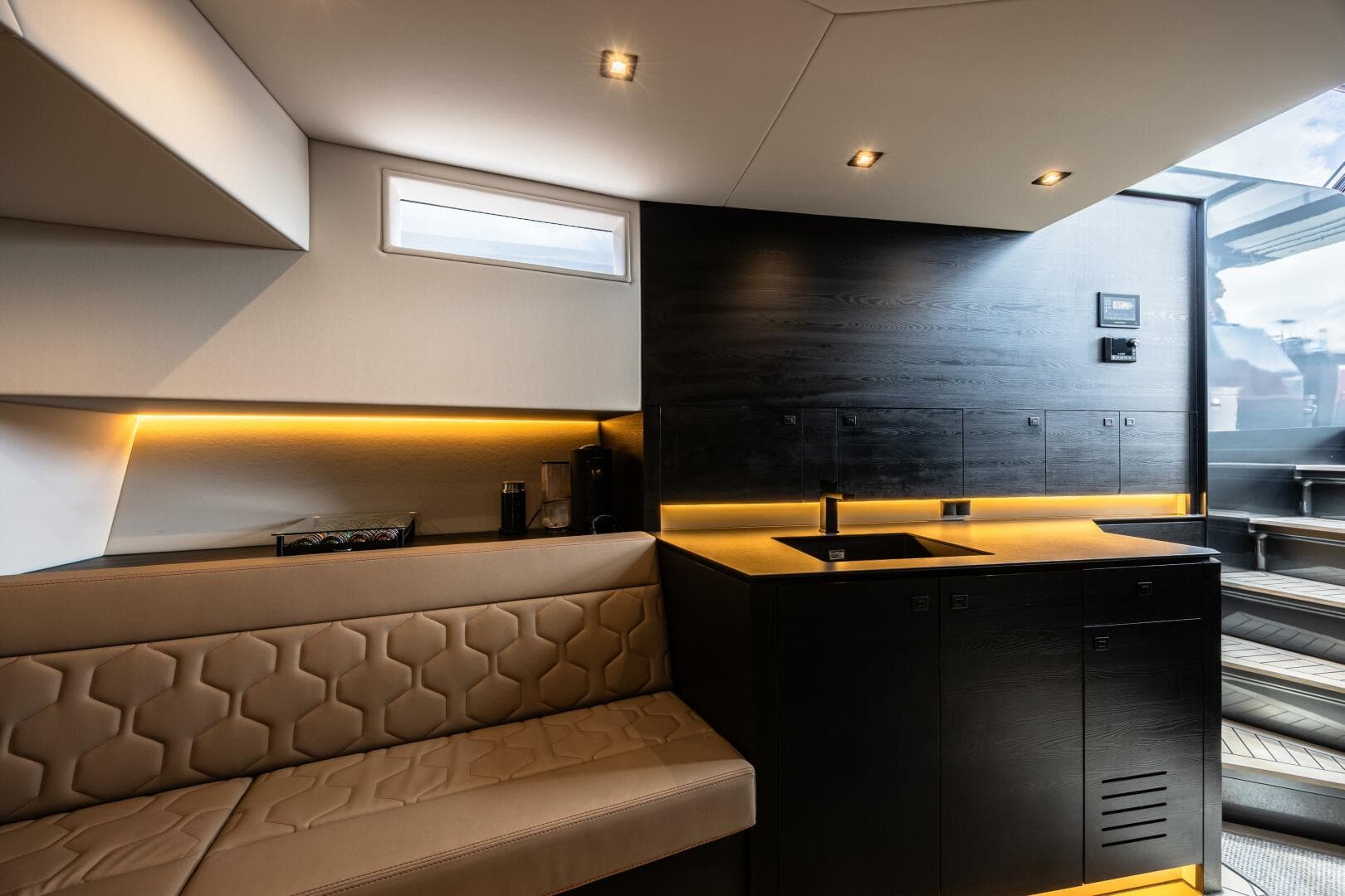 2023 Vanquish Yachts VQ58 photo 60