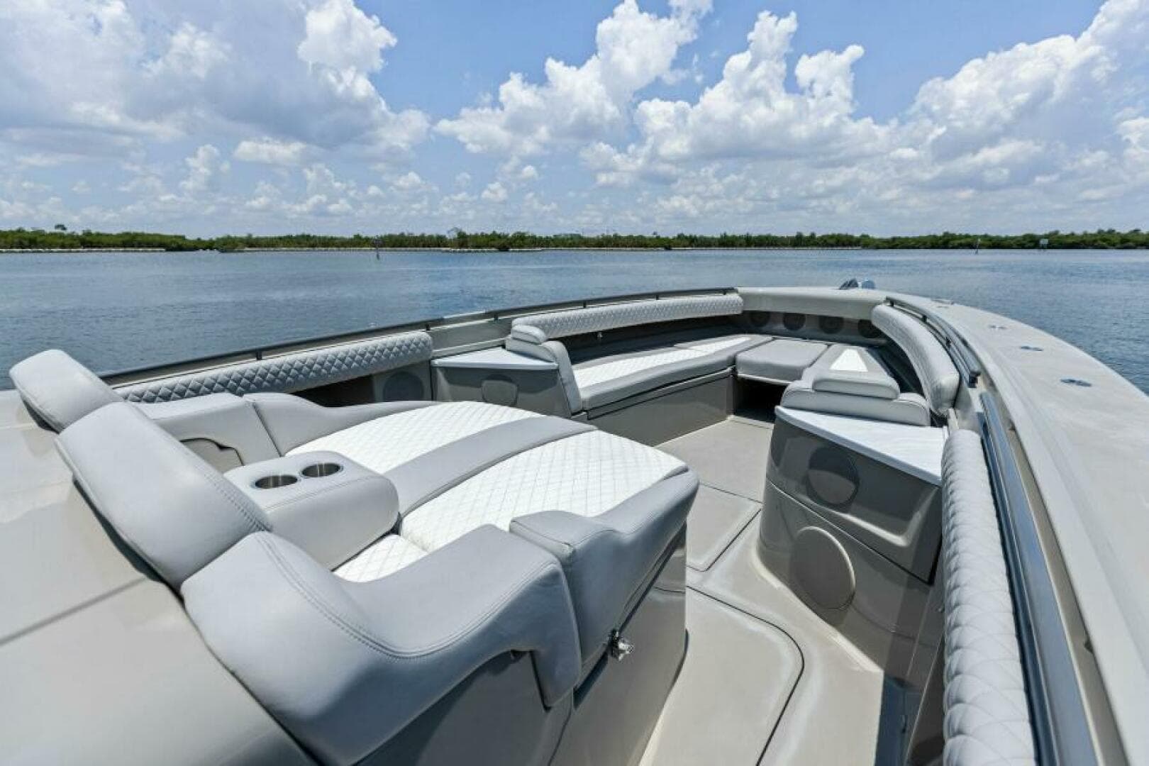 2023 HCB 53 Suenos photo 18