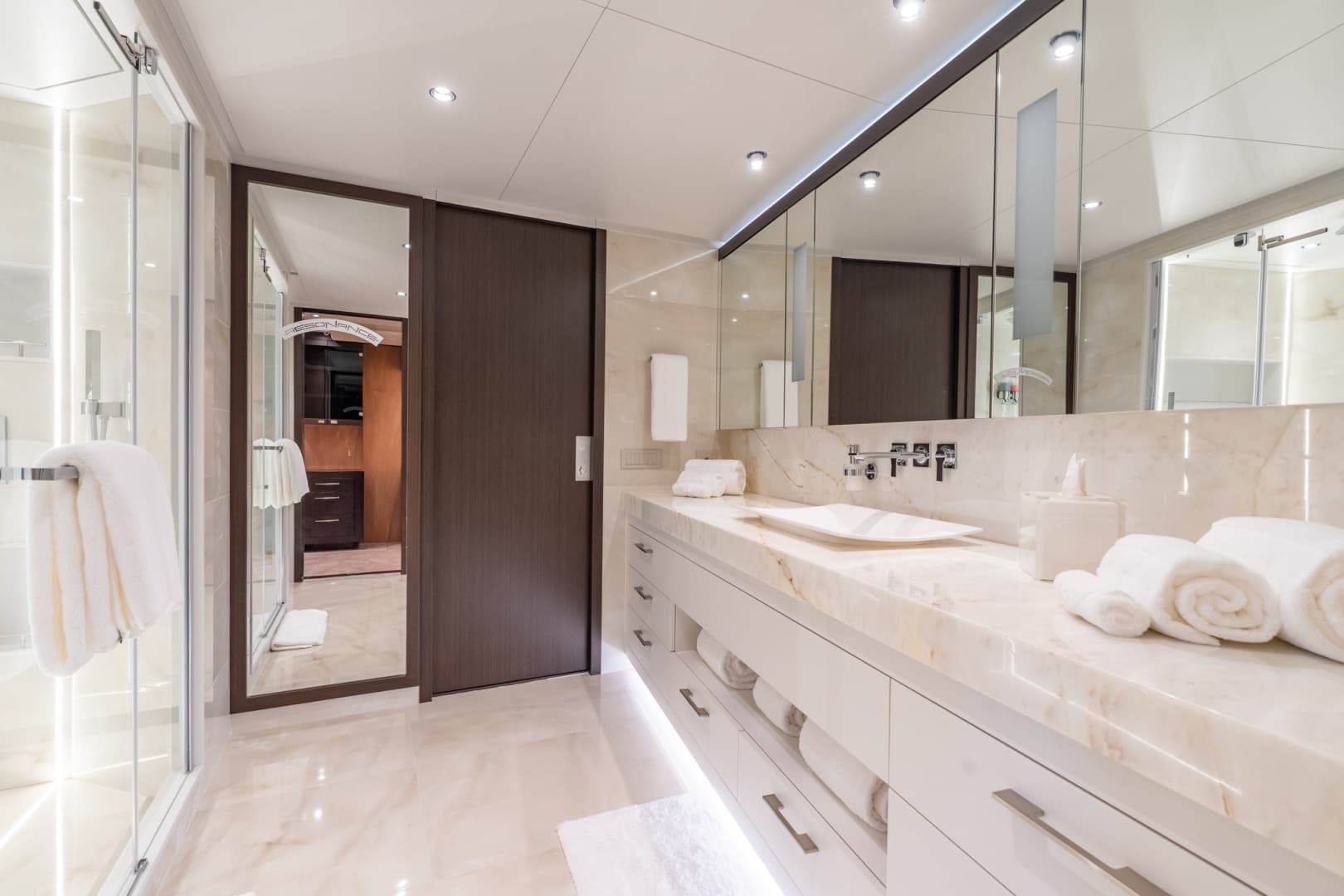 2026 Hargrave E Series Superyachts Division photo 15