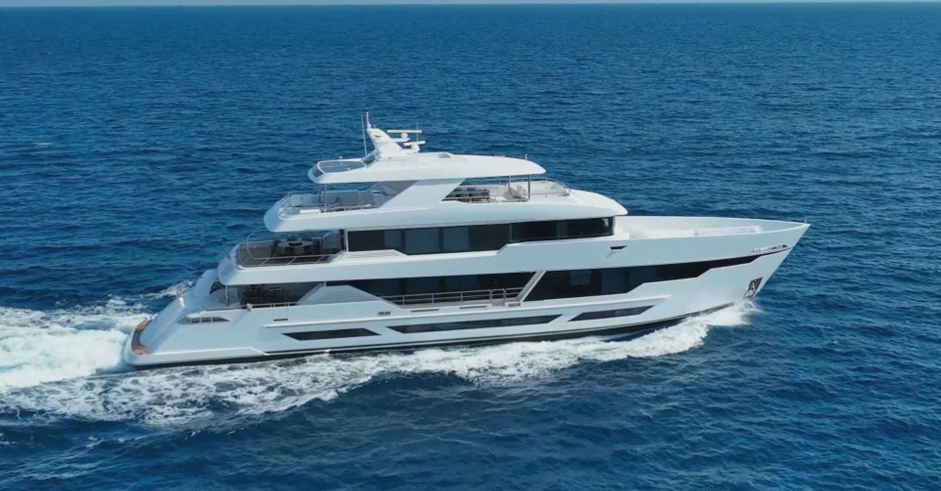 2026 Hargrave E Series Superyachts Division photo 2