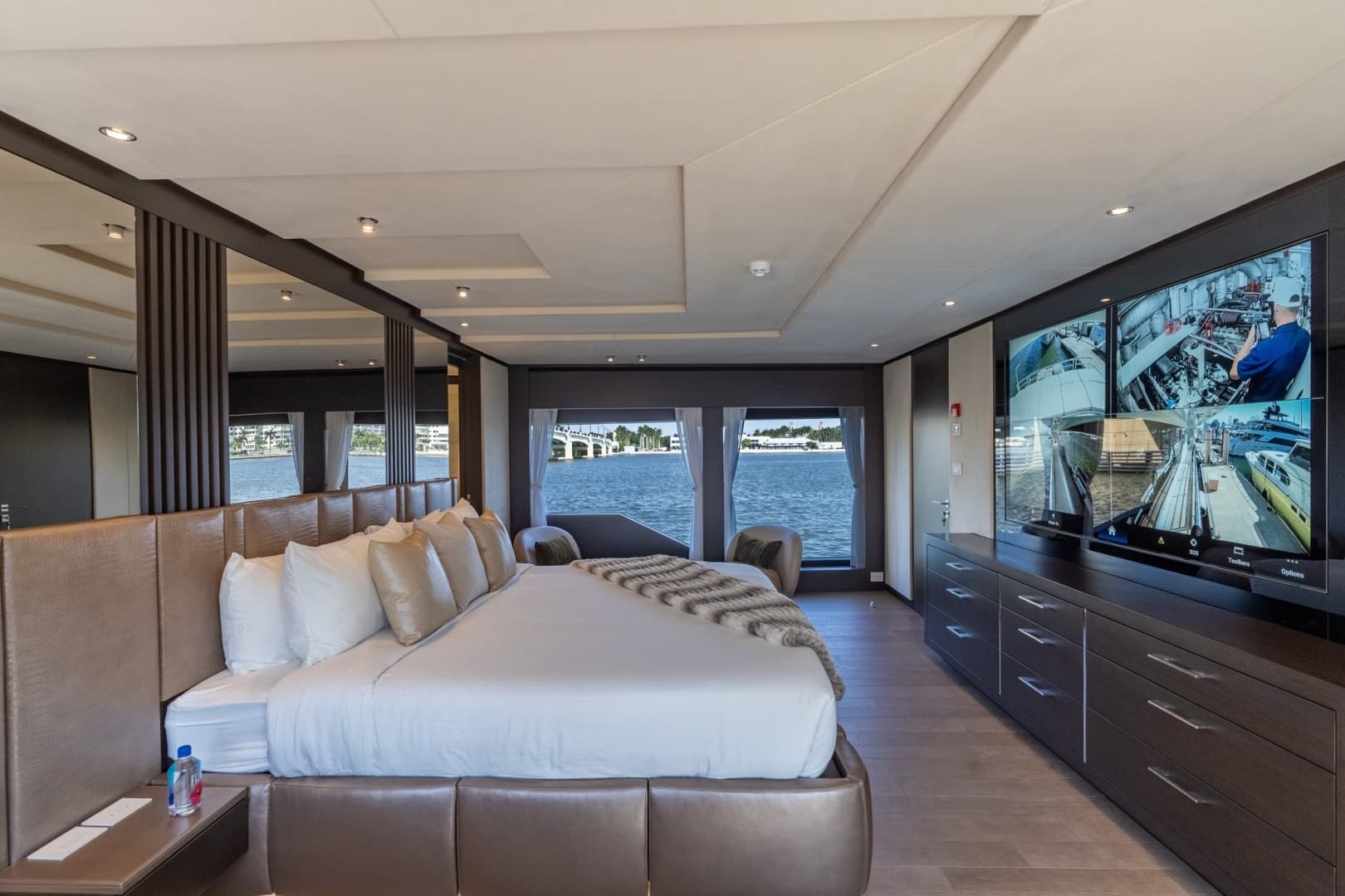 2026 Hargrave E Series Superyachts Division photo 12