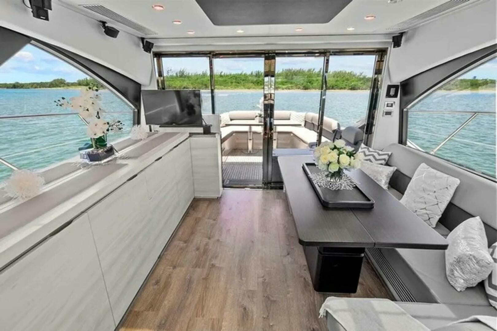 2015 Azimut 55S photo 12