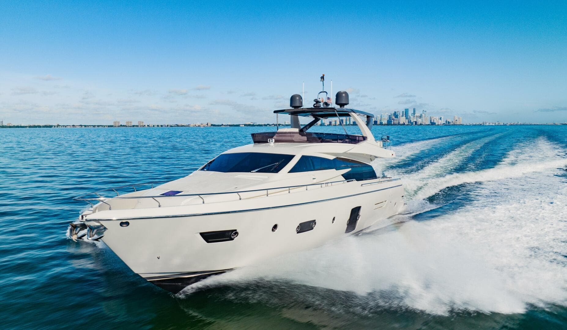 2017 Ferretti Yachts 750 photo 2