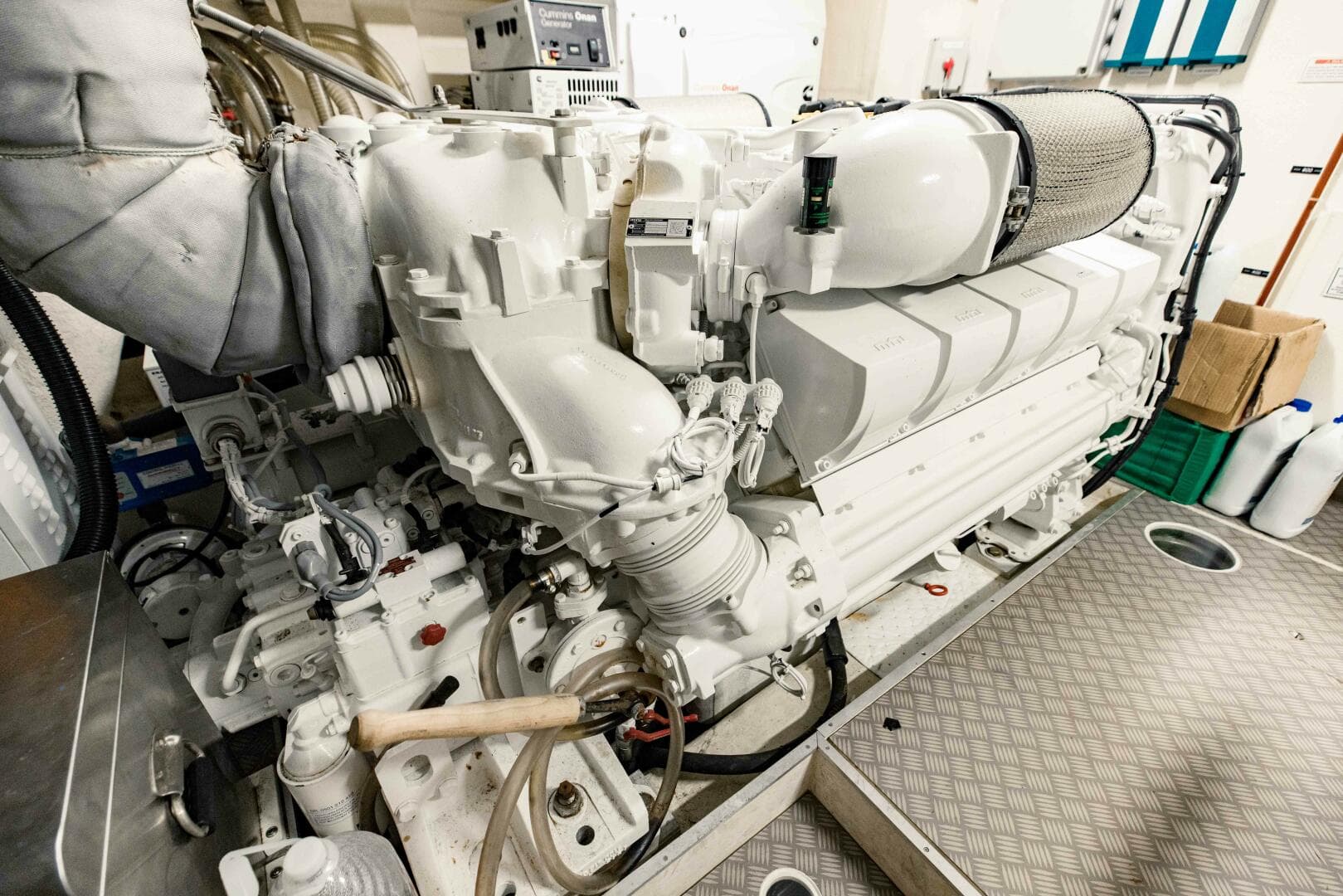 2017 Ferretti Yachts 750 photo 110
