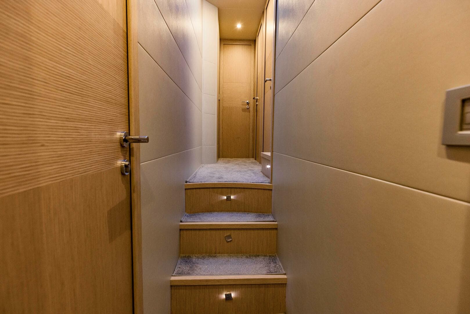 2017 Ferretti Yachts 750 photo 73