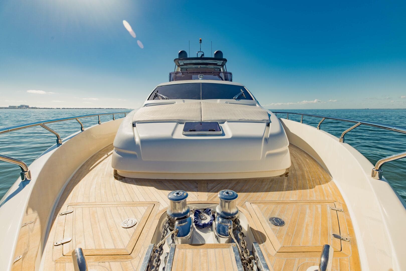 2017 Ferretti Yachts 750 photo 30