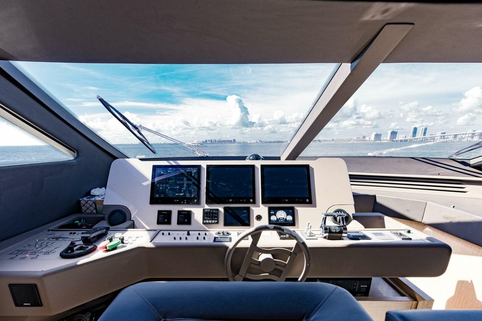 2017 Ferretti Yachts 750 photo 68