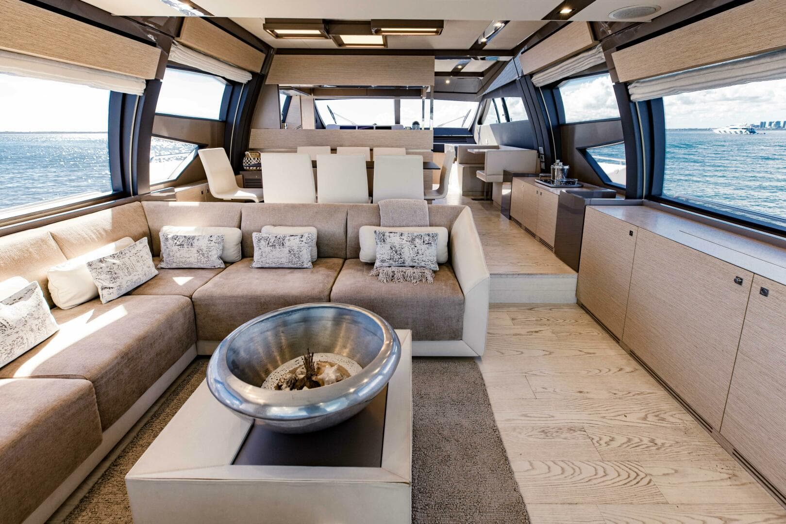 2017 Ferretti Yachts 750 photo 52