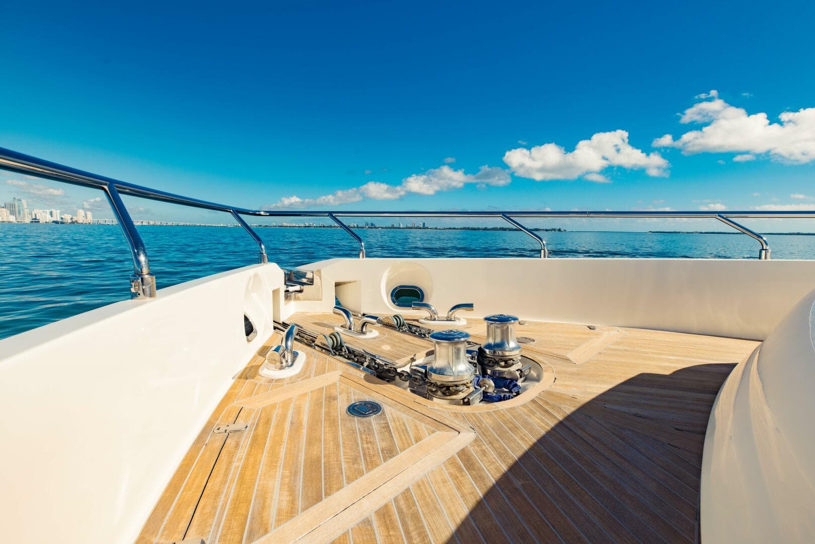2017 Ferretti Yachts 750 photo 29