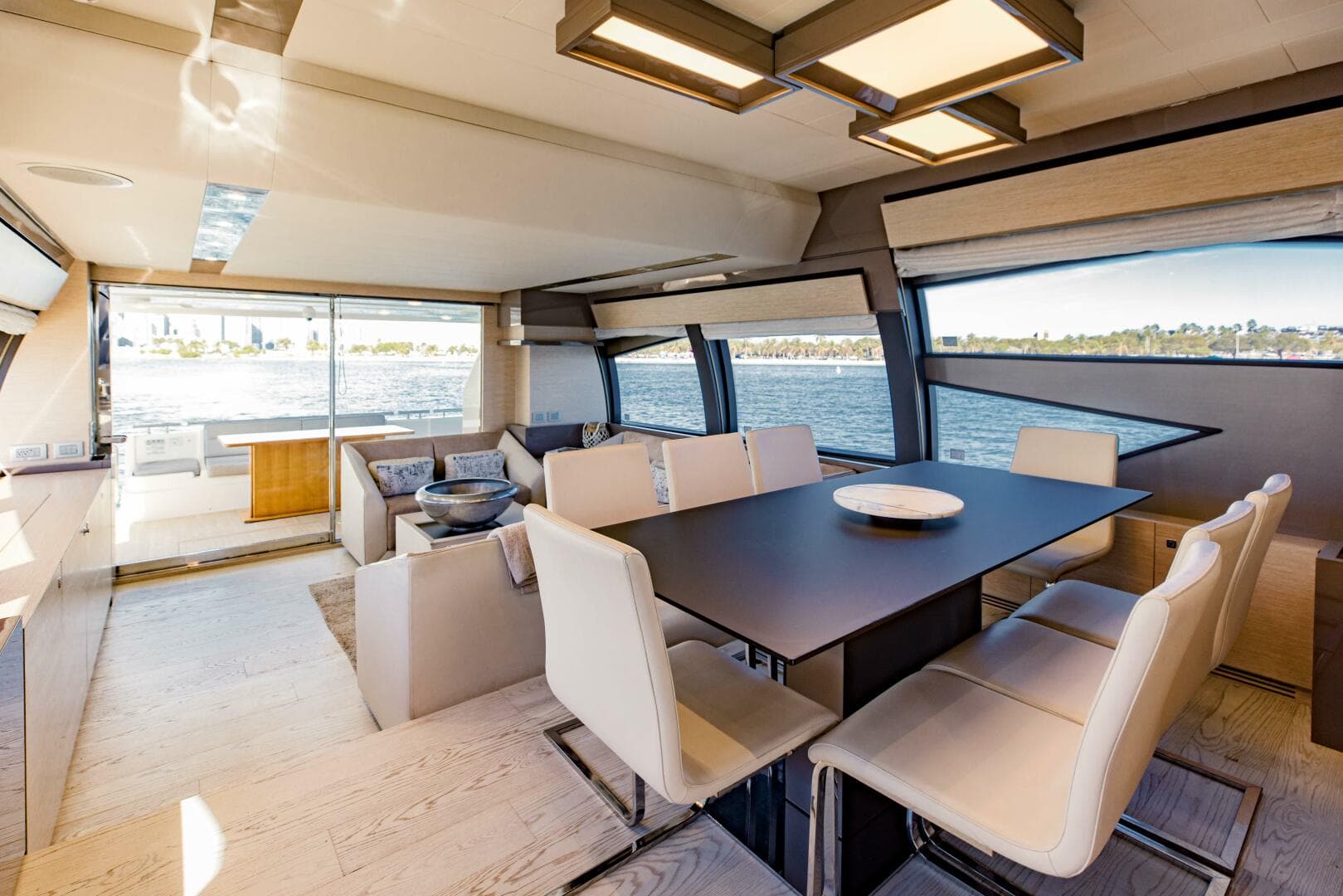 2017 Ferretti Yachts 750 photo 54
