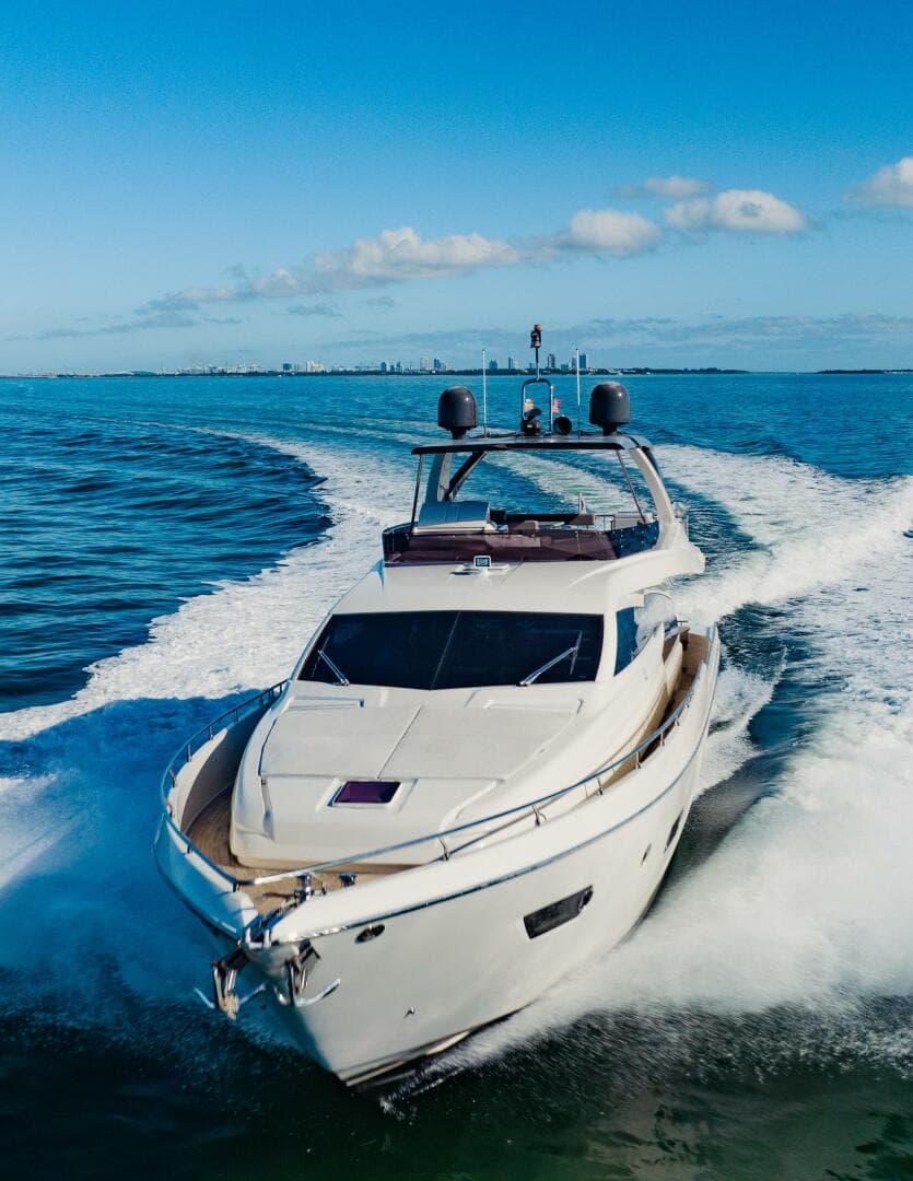 2017 Ferretti Yachts 750 photo 5