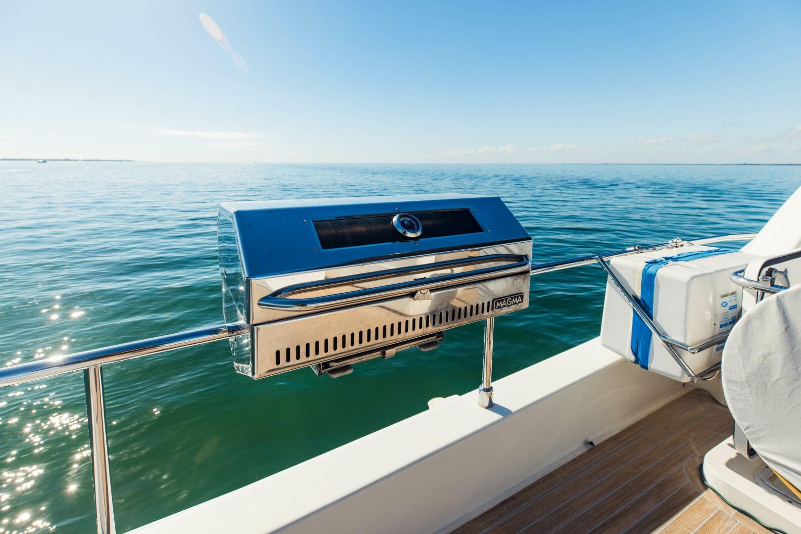 2017 Ferretti Yachts 750 photo 35