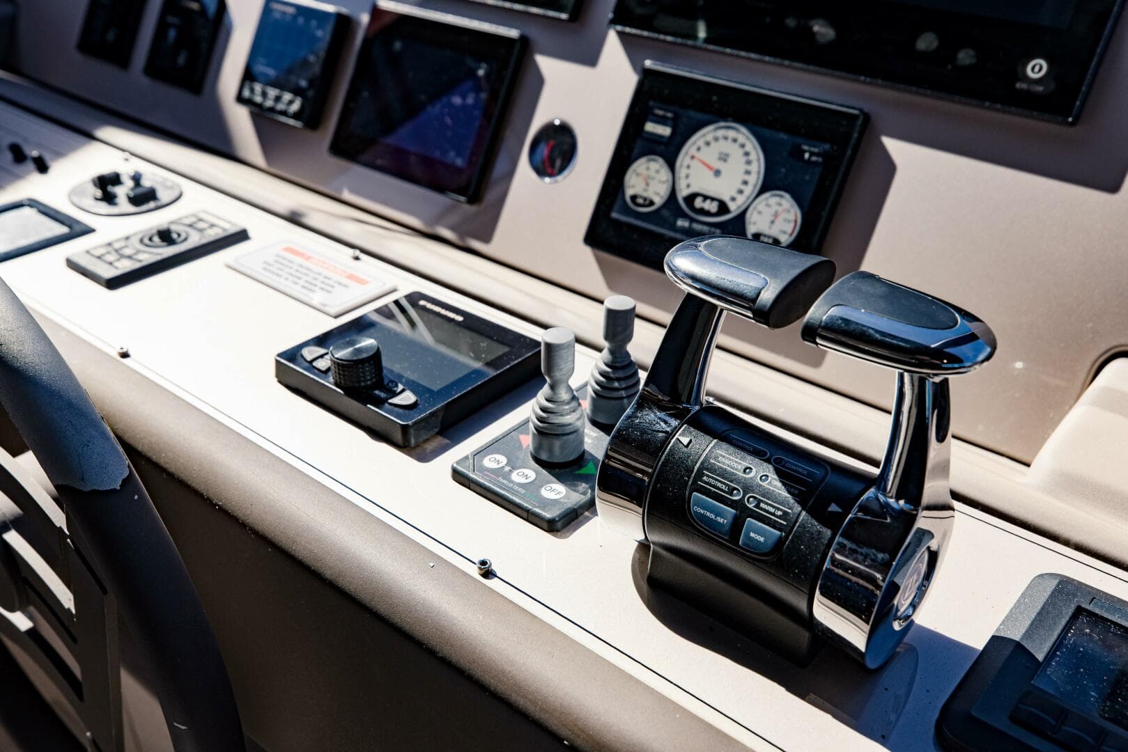 2017 Ferretti Yachts 750 photo 71